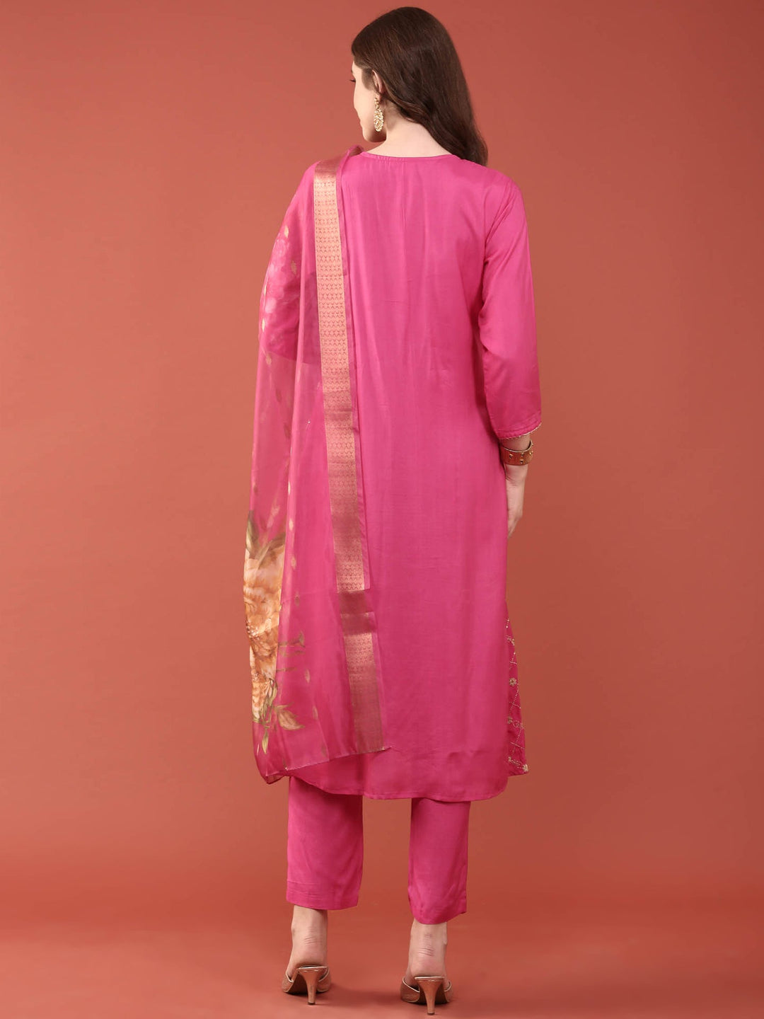 Neerus Pink muslin straight suit set - side view