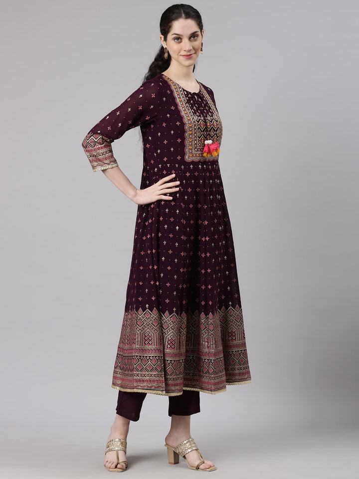 Neerus Maroon georgette printed suit set - side view