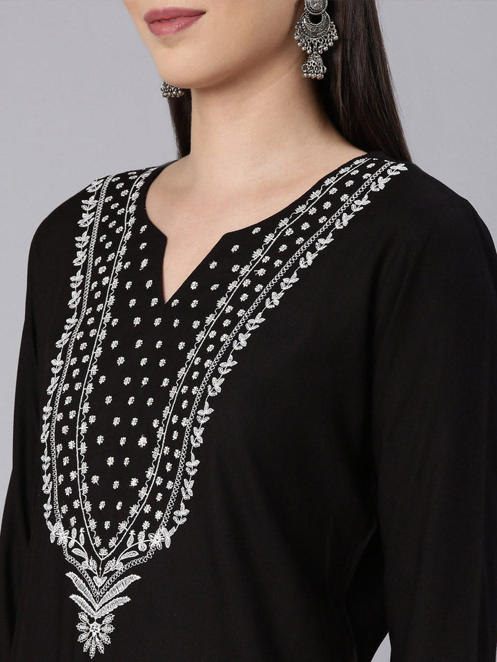 Neerus Black rayon solid straight kurta - detail view 2