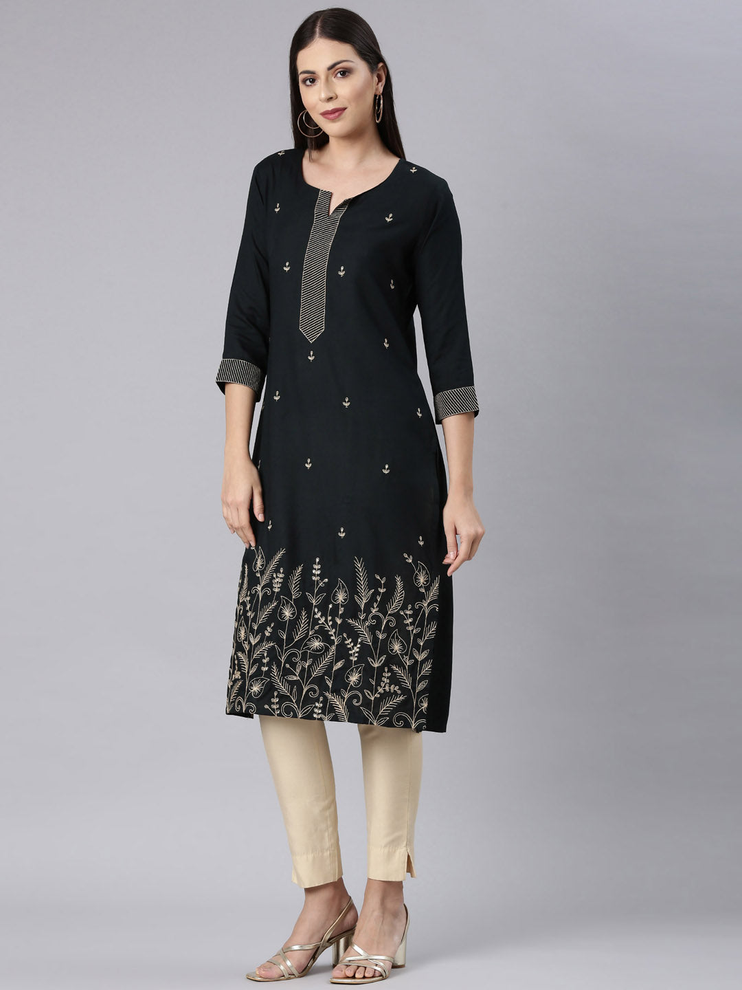 Neerus Green rayon solid straight kurta - back view