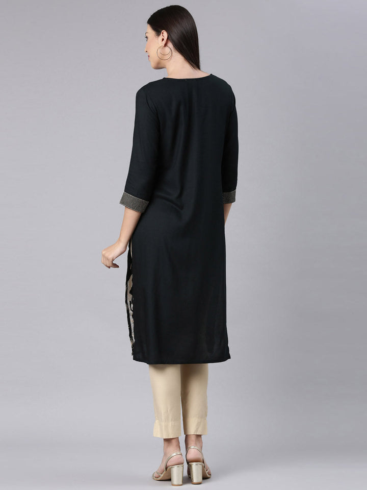 Neerus Green rayon solid straight kurta - detail view 1