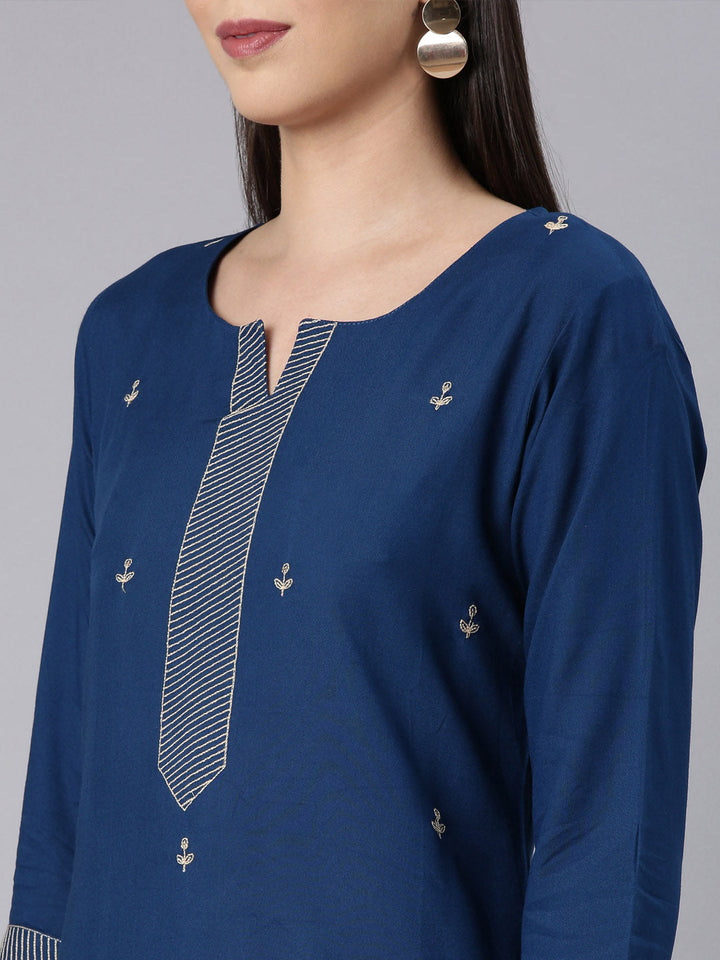 Neerus Blue rayon solid straight kurta - detail view 2