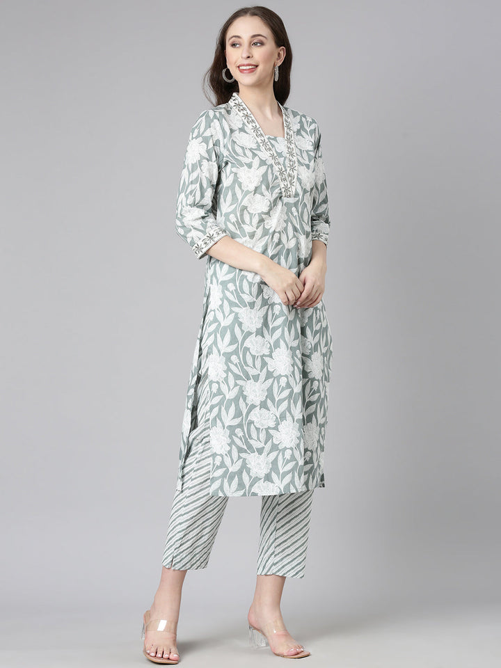 Neerus Green Printed Straight Kurta and Trousers With Dupatta