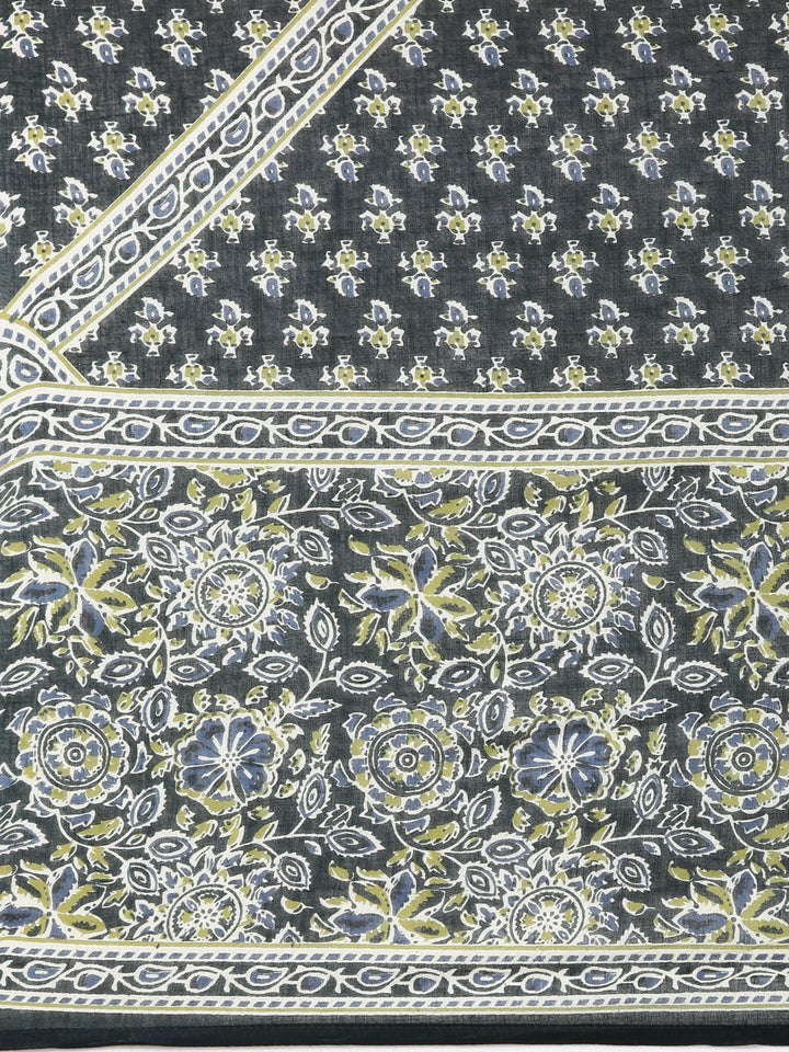 Neerus Green Printed Straight Kurta and Trousers With Dupatta