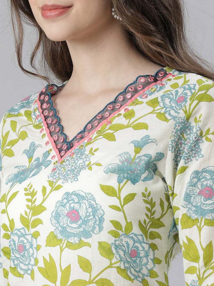 Neerus Green Printed Straight Kurta and Trousers With Dupatta