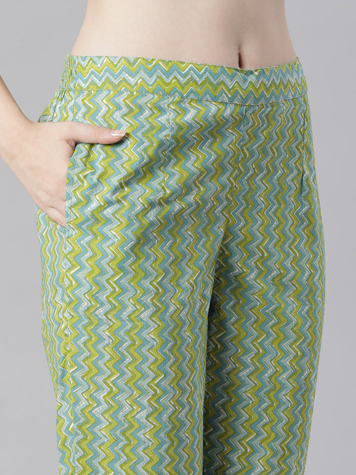 Neerus Green Printed Straight Kurta and Trousers With Dupatta