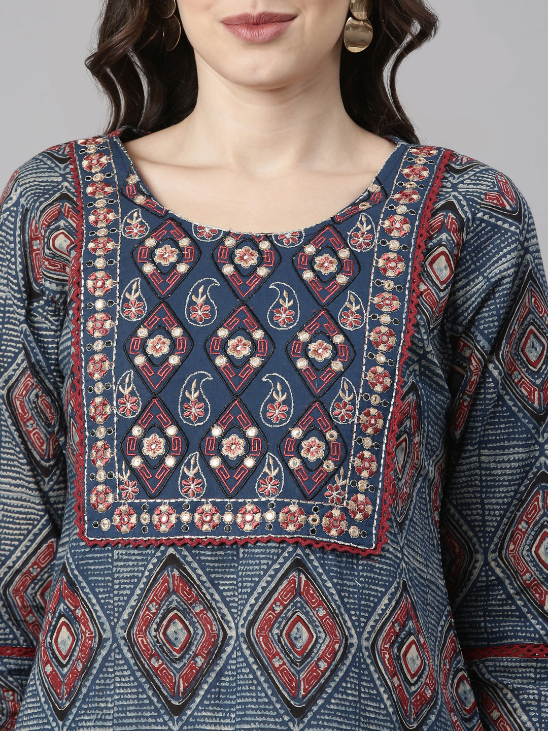 Neerus Blue cotton printed straight suit set - detail view 1