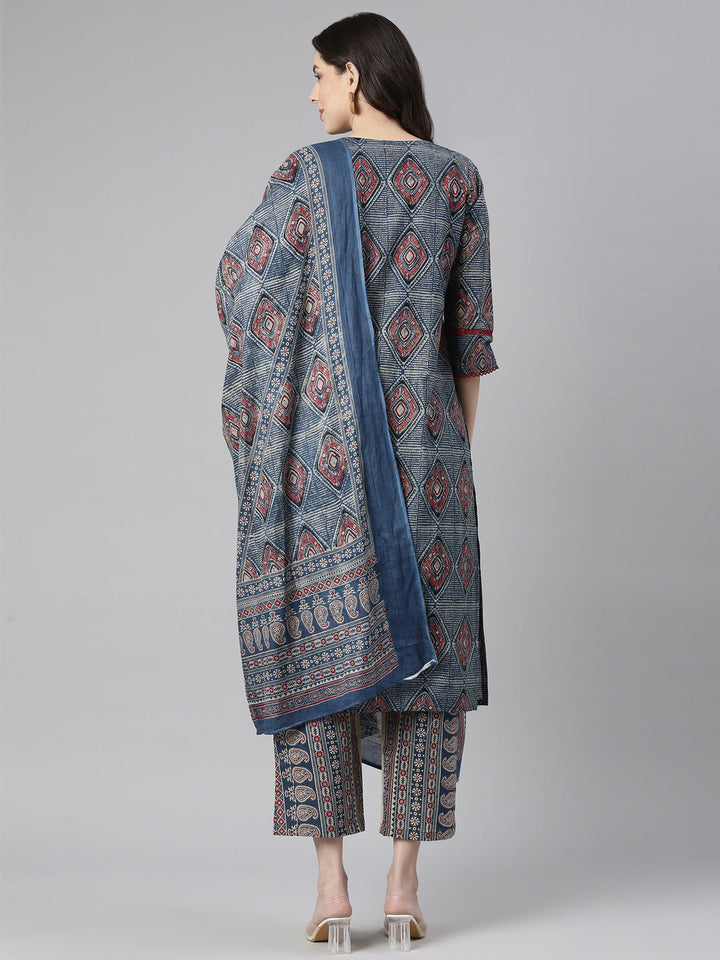 Neerus Blue cotton printed straight suit set - side view