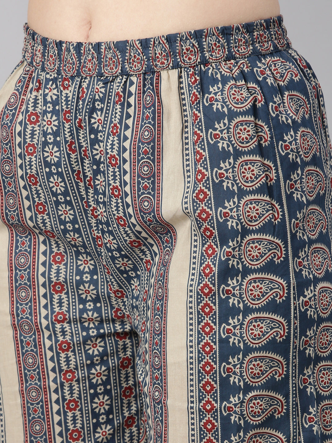 Neerus Blue cotton printed straight suit set - detail view 3