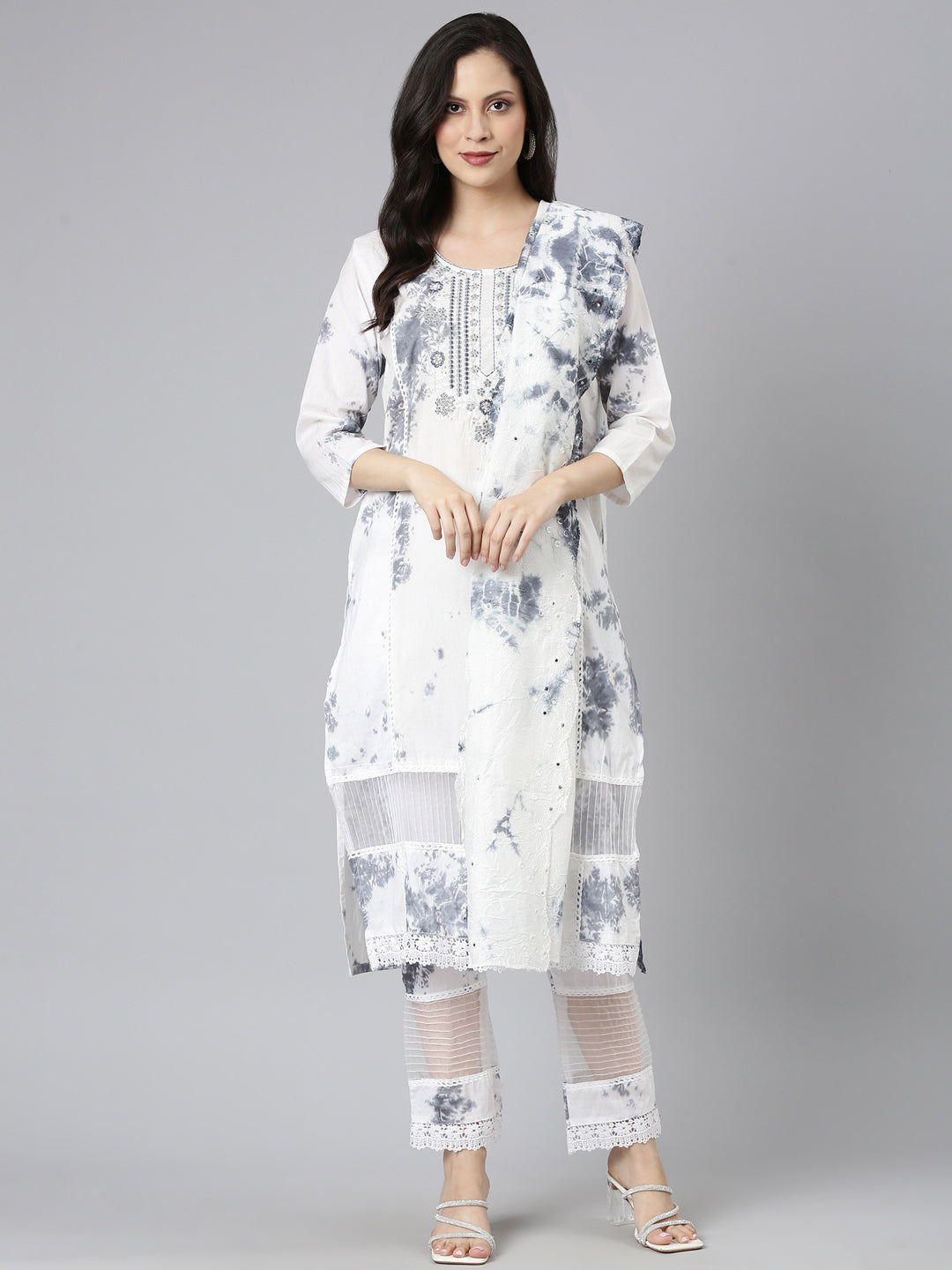 Neerus Grey cotton printed suit set - detail view 2