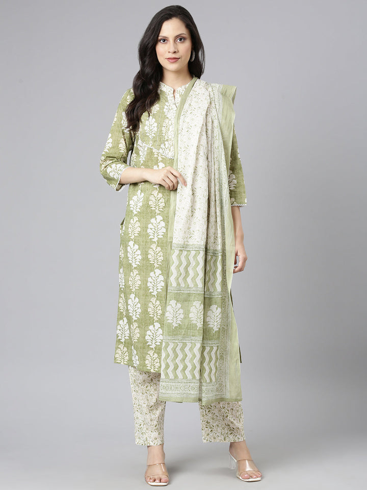 Neerus Green Yoke Design Straight Kurta and Trousers With Dupatta