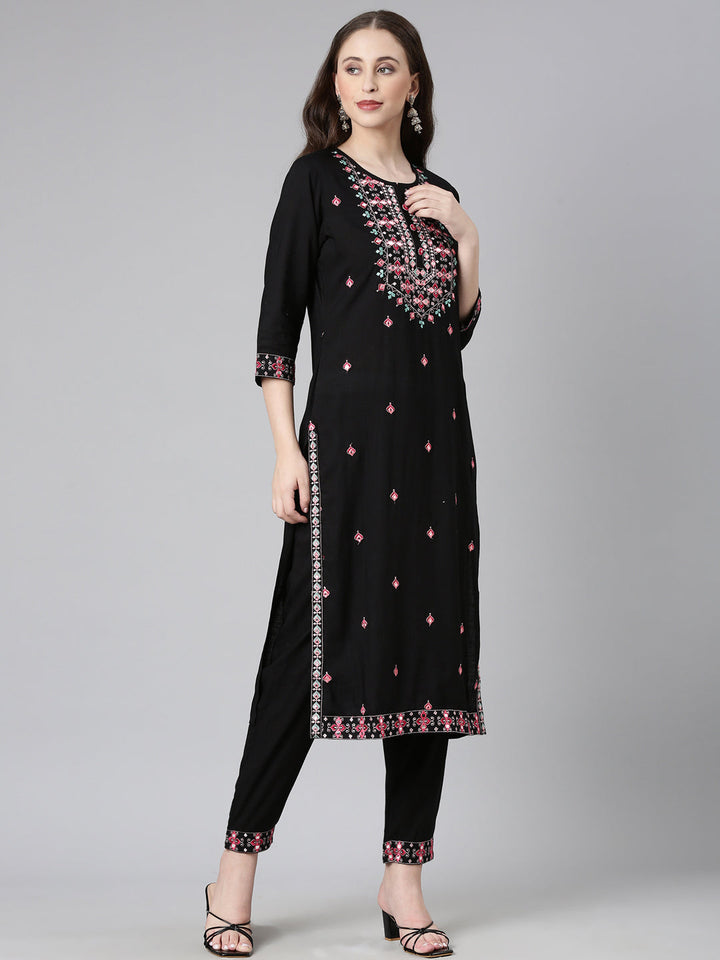 Neerus Black viscose rayon embroidered suit set - back view