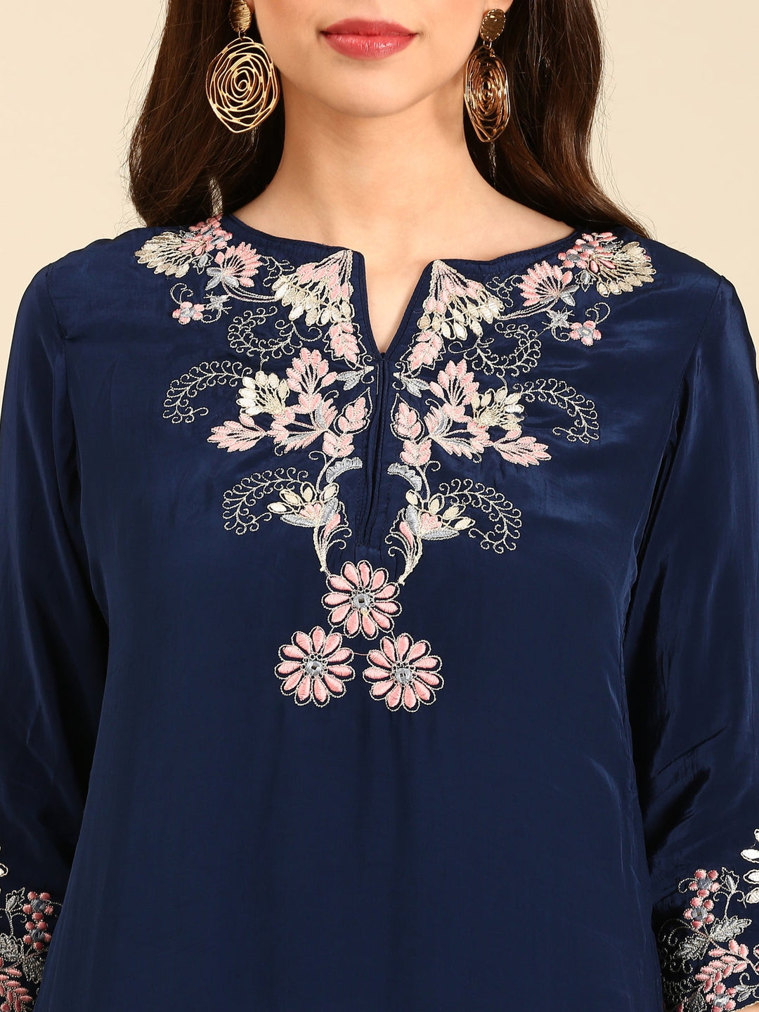 Neerus Blue crepe thread embroidered suit set with organza dupatta - detail view 1