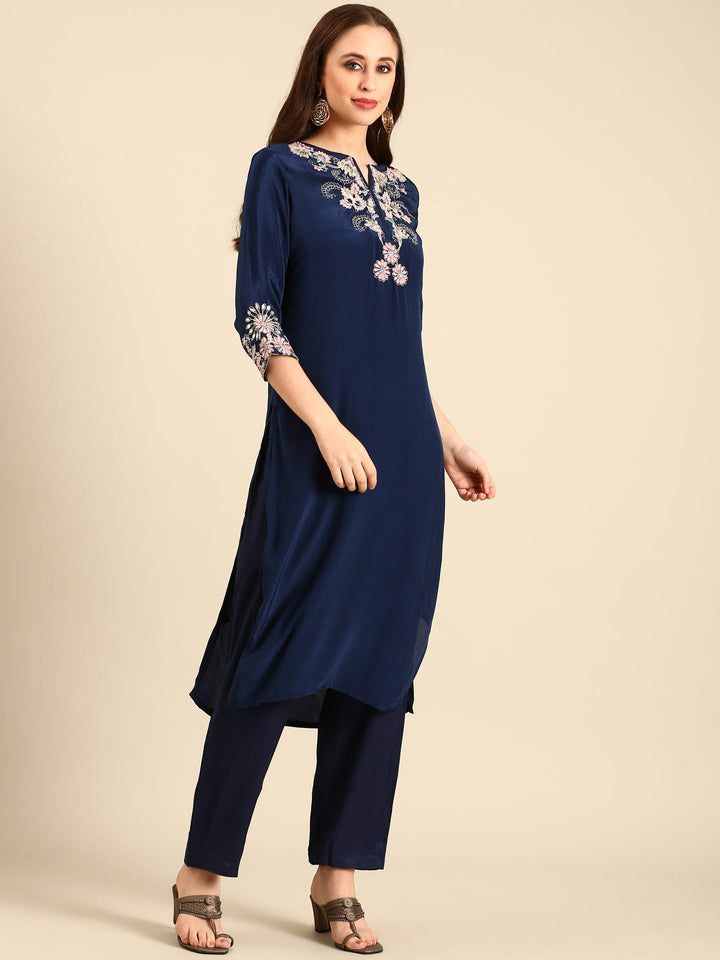 Neerus Blue crepe thread embroidered suit set with organza dupatta - back view
