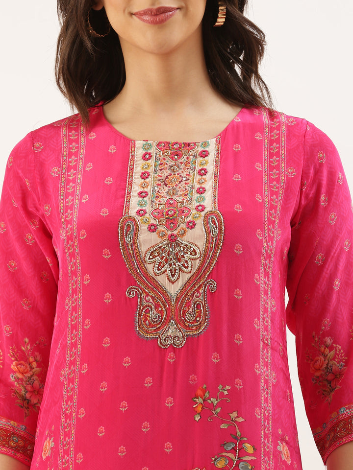 Neerus Pink crepe printed suit set - detail view 1