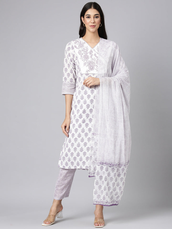 Neerus Lavender Printed Straight Kurta and Trousers With Dupatta