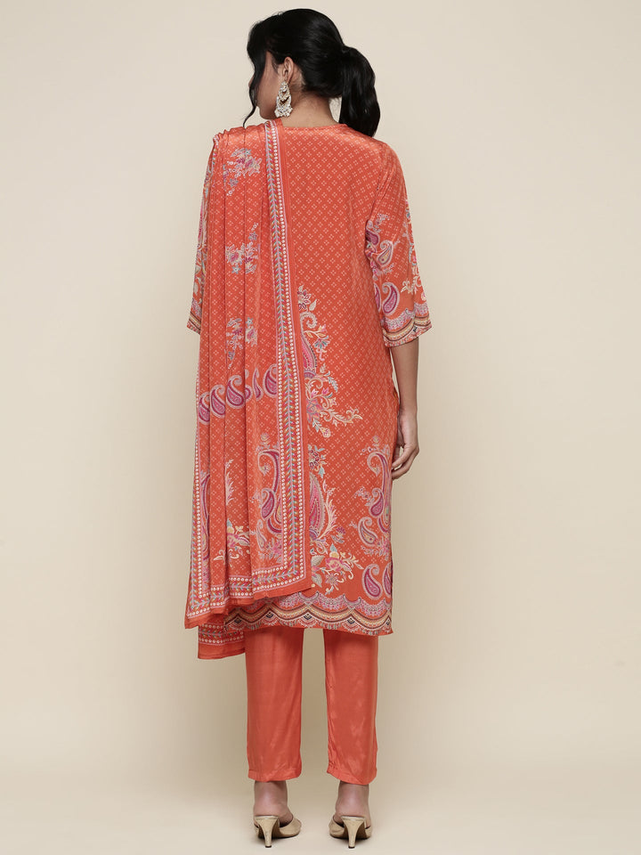 Neerus Orange crepe digital printed suit set - side view