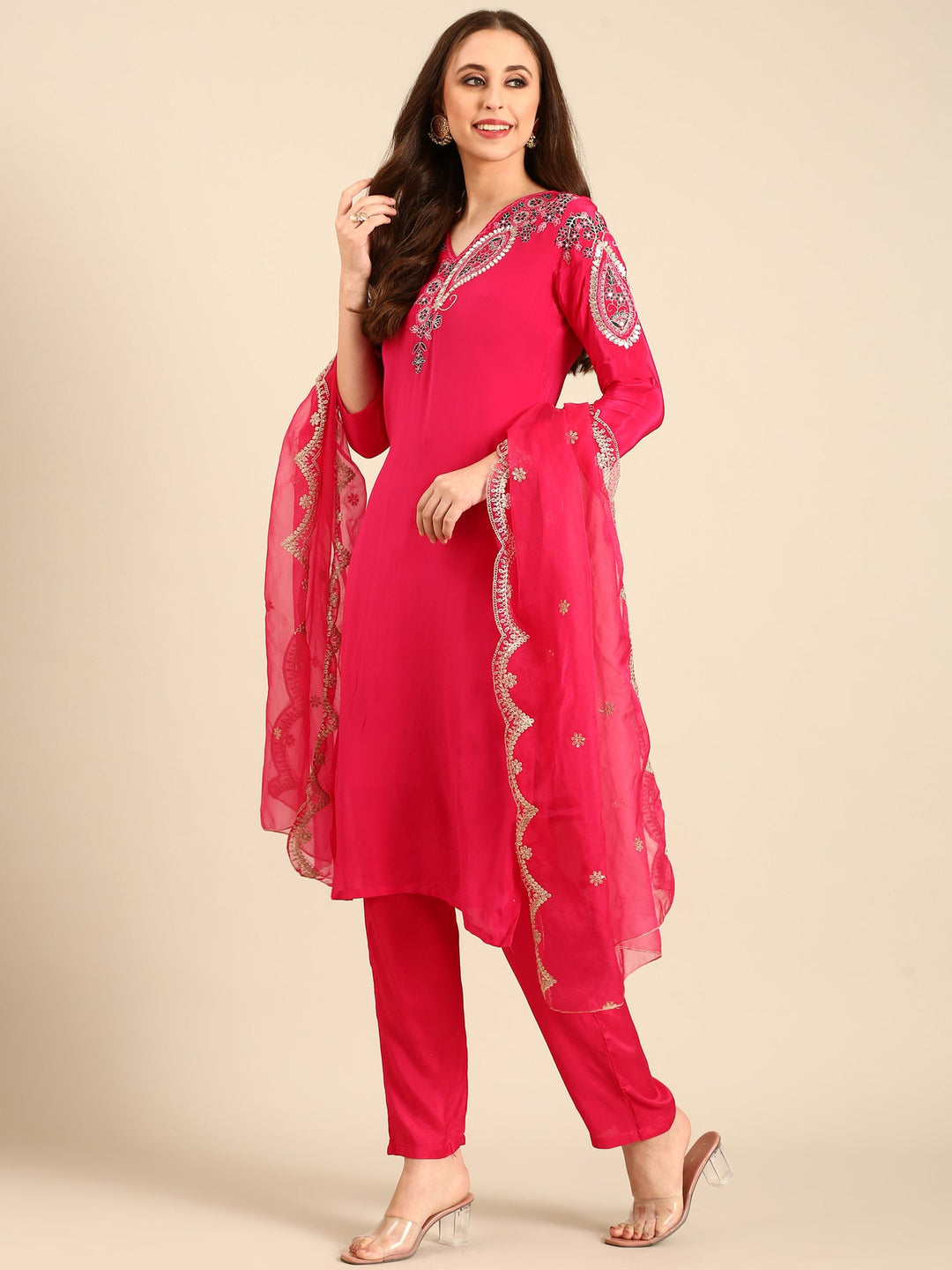 Neerus Pink crepe embroidered suit set - back view