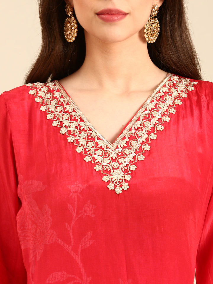 Neerus Red crepe embellished floral suit set - detail view 2