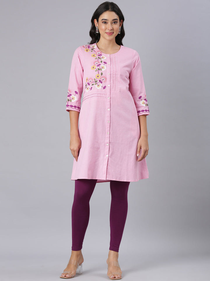 Neerus Pink Casual Solid Straight Kurtis