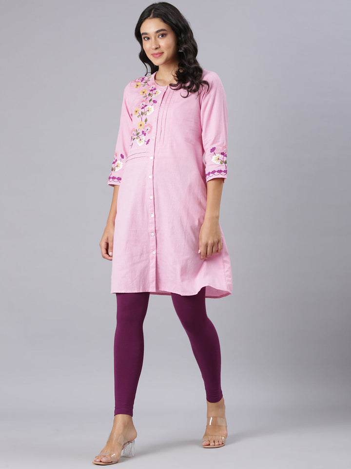 Neerus Pink Casual Solid Straight Kurtis