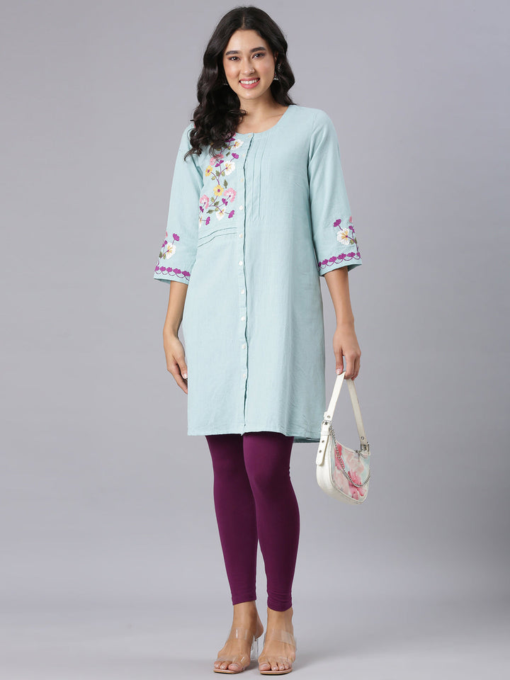 Neerus Blue Casual Solid Straight Kurtis
