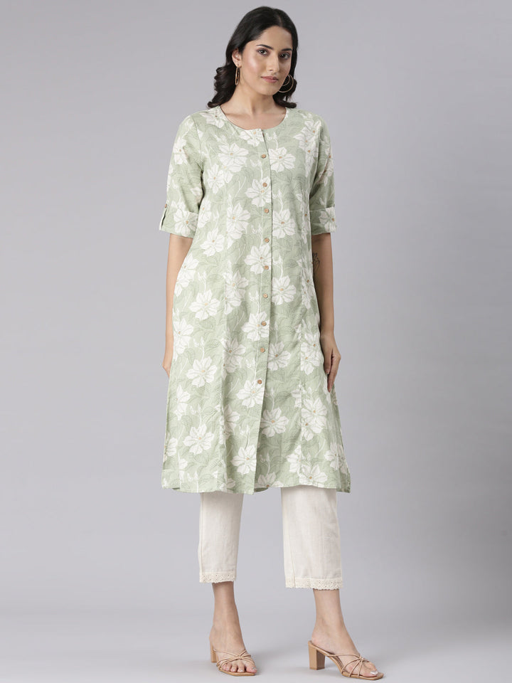 Neerus Green Casual Floral Straight Kurtas