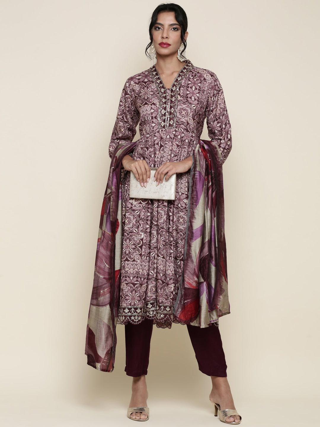 Neerus Maroon crepe digital printed suit set - detail view 2