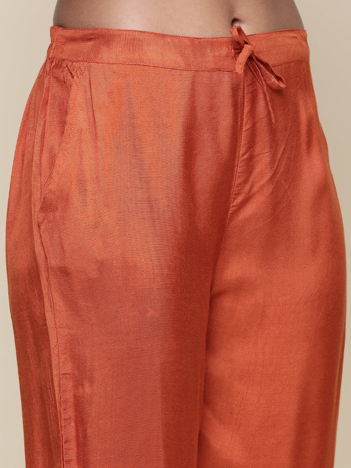 Neerus Orange silk suit set - detail view 3