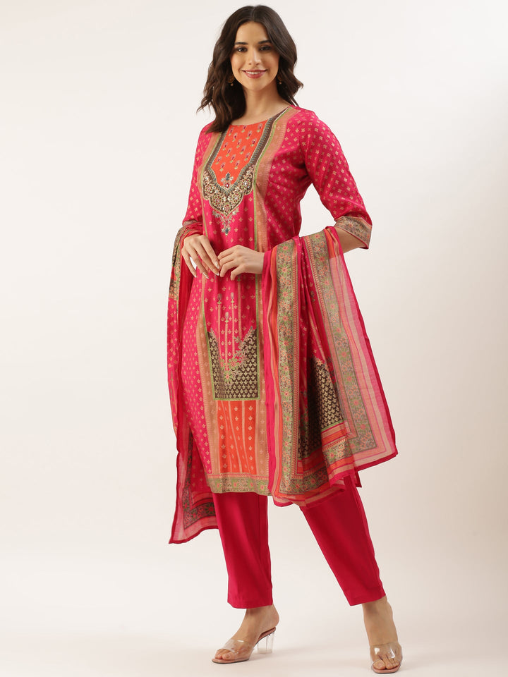 Neerus Pink silk printed suit set - detail view 2