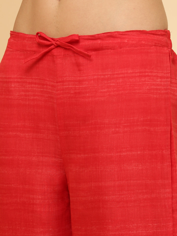Neerus Red muslin solid suit set - detail view 3