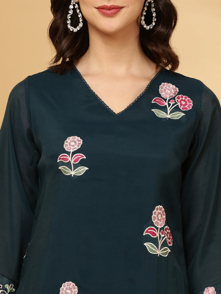 Peacock Russian Silk Embroidery Floral Three Piece Set