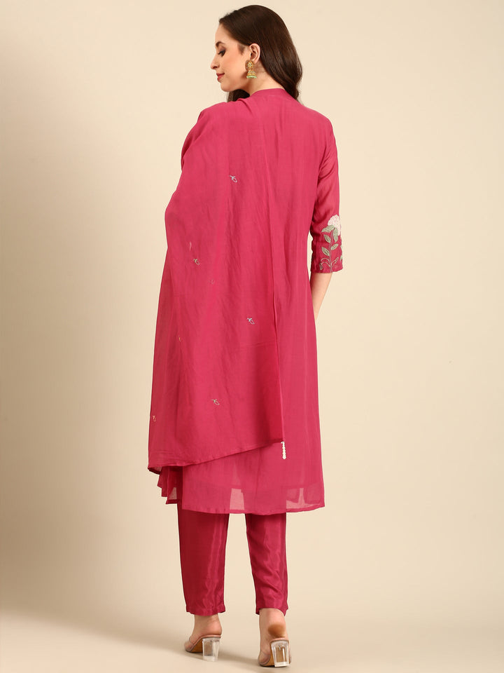 Neerus Pink muslin hand embroidered suit set - detail view 1