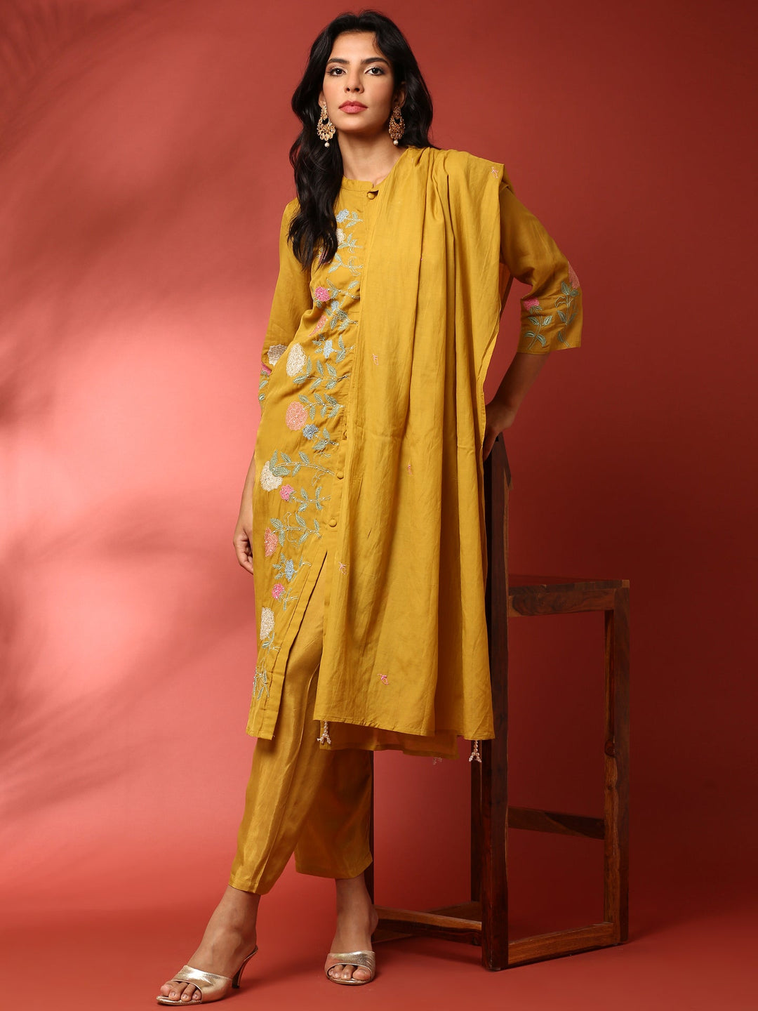 Neerus Yellow muslin thread embroidered suit set - detail view 2
