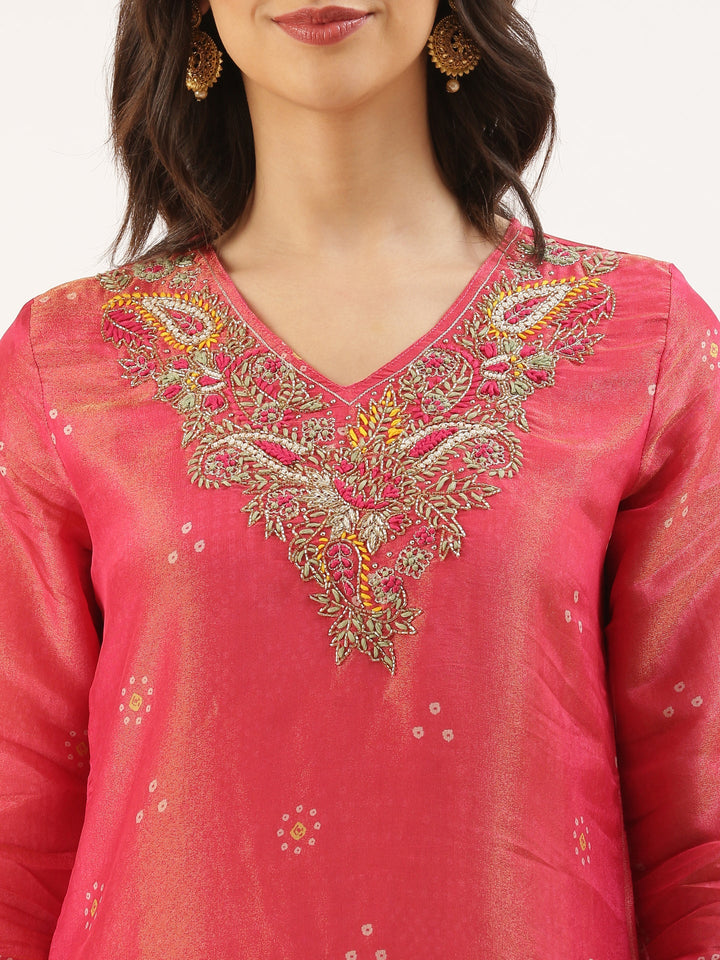 Neerus Pink tissue embroidered suit set - detail view 1