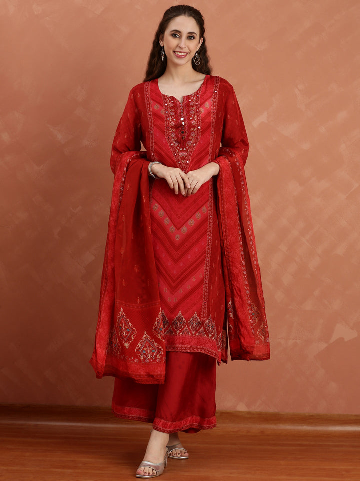 Neerus Maroon crepe printed suit set - front view