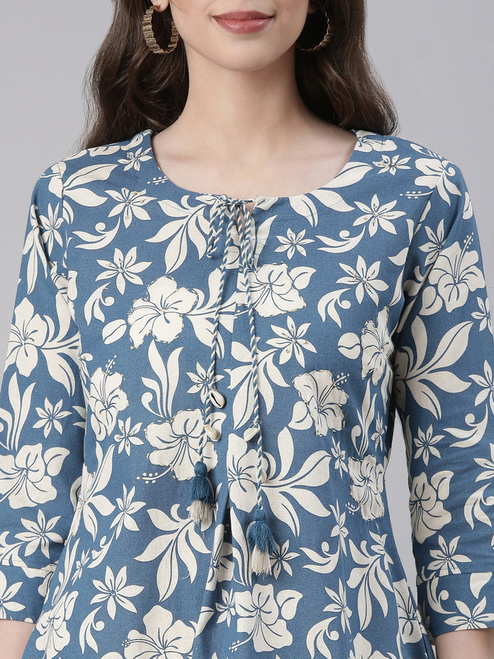 Neerus Blue Casual Printed Kurti with Trousers