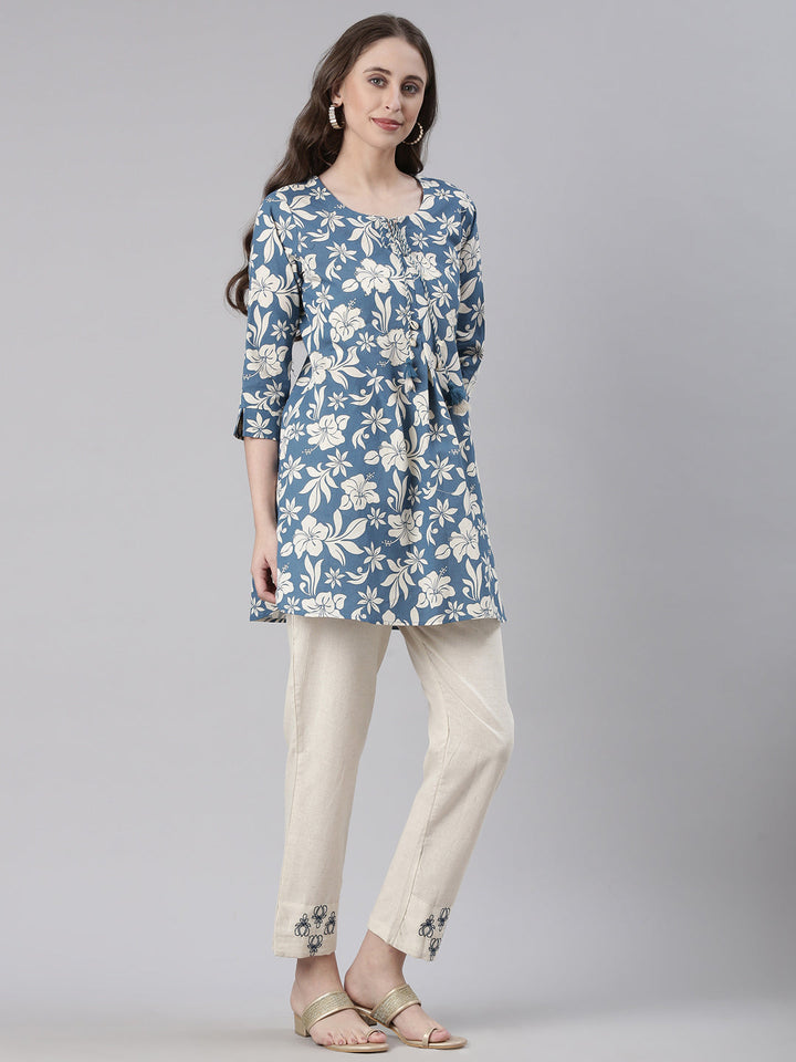 Neerus Blue Casual Printed Kurti with Trousers