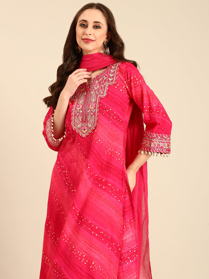 Neerus Pink muslin hand embroidered suit set - back view