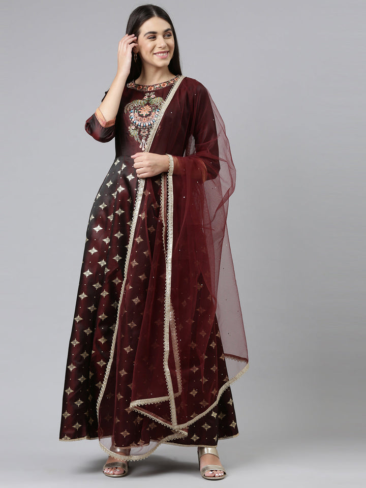 Neerus Brown silk embroidered maxi dress with dupatta - detail view 3