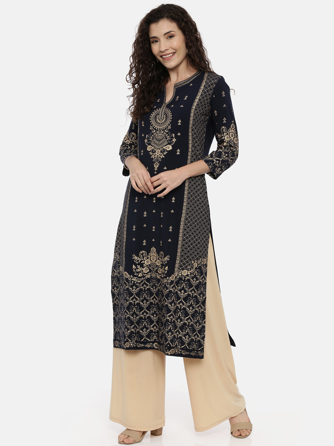 Neerus Blue printed ethnic kurta - detail view 2