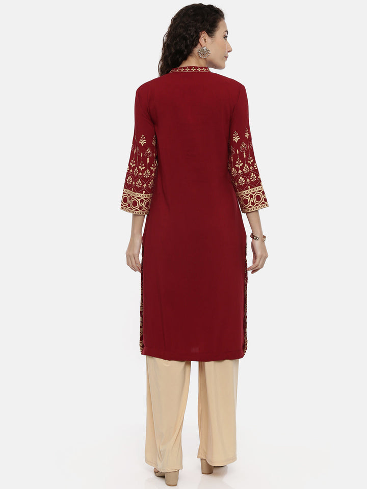 Neerus Maroon rayon printed kurti - side view