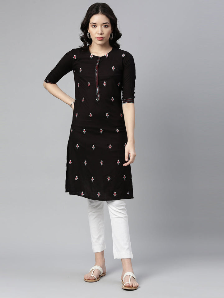 Neerus Black Rayon Thread Embroidered Kurta - detail view 4