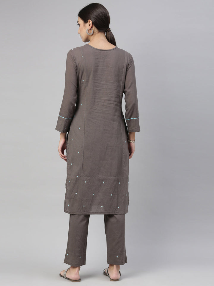 Neerus Grey cotton kurta set - detail view 4