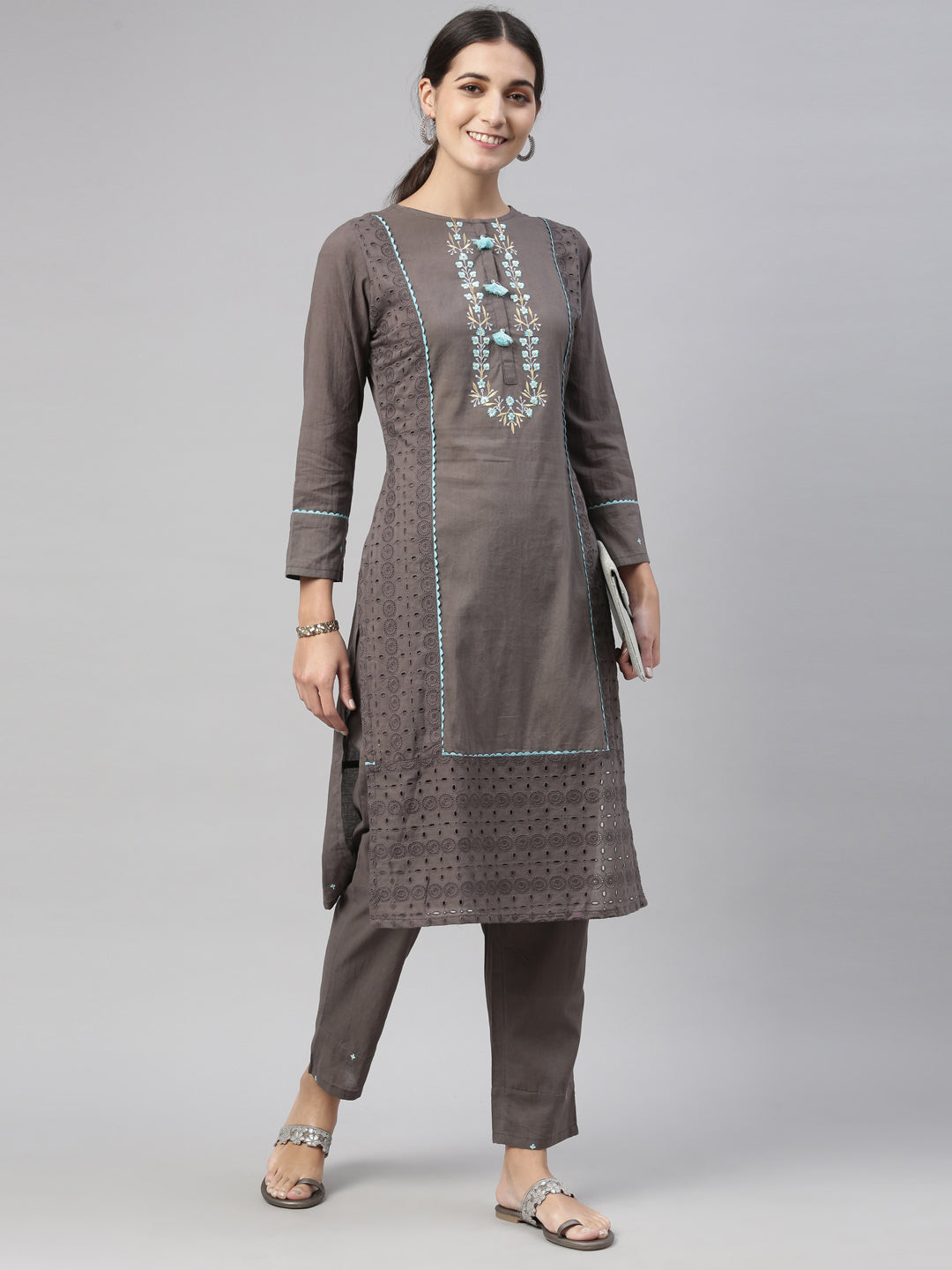 Neerus Grey cotton kurta set - detail view 5