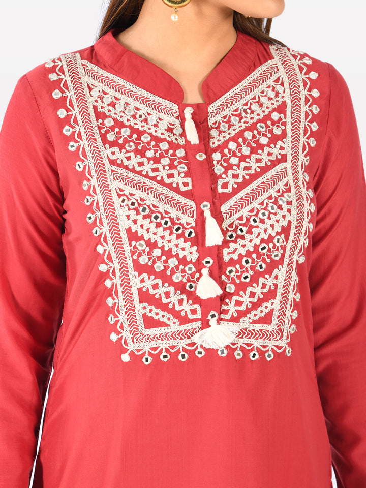 Neerus Red muslin straight kurti - detail view 1