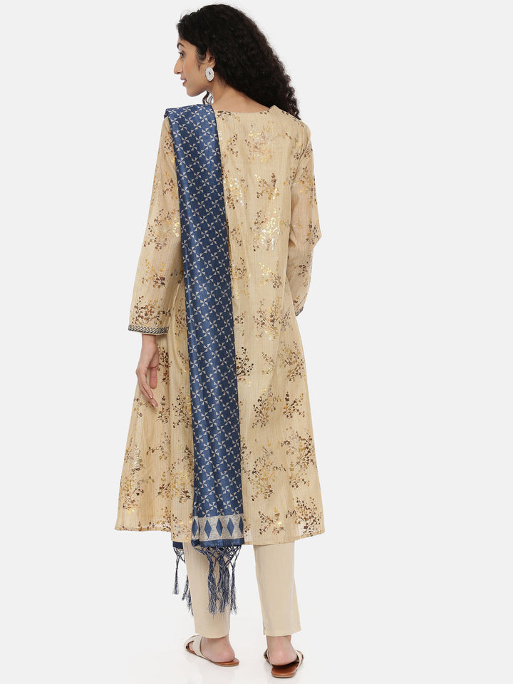 Neerus Beige embroidered kurta set with pant and dupatta - detail view 1