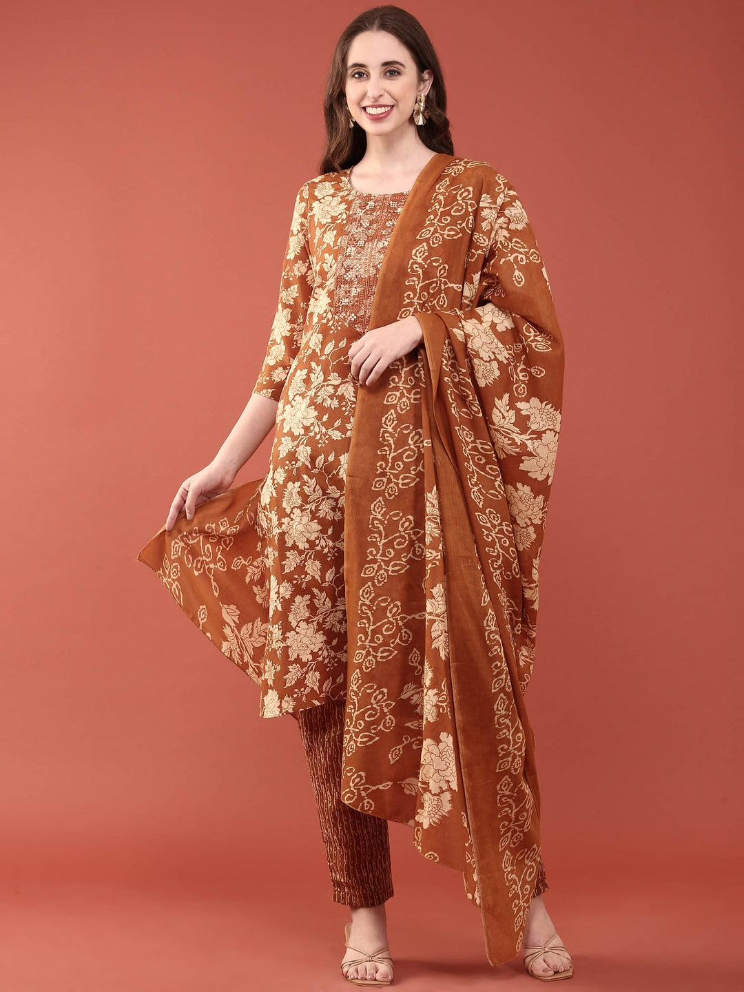 Neerus Gold modal digital printed suit set - front view