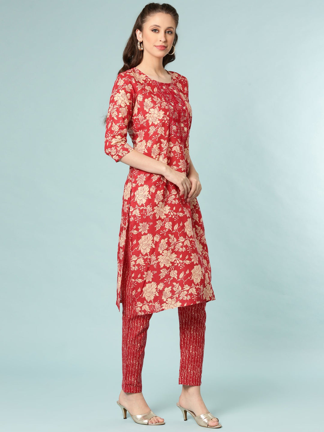 Neerus Red modal digital printed suit set - back view