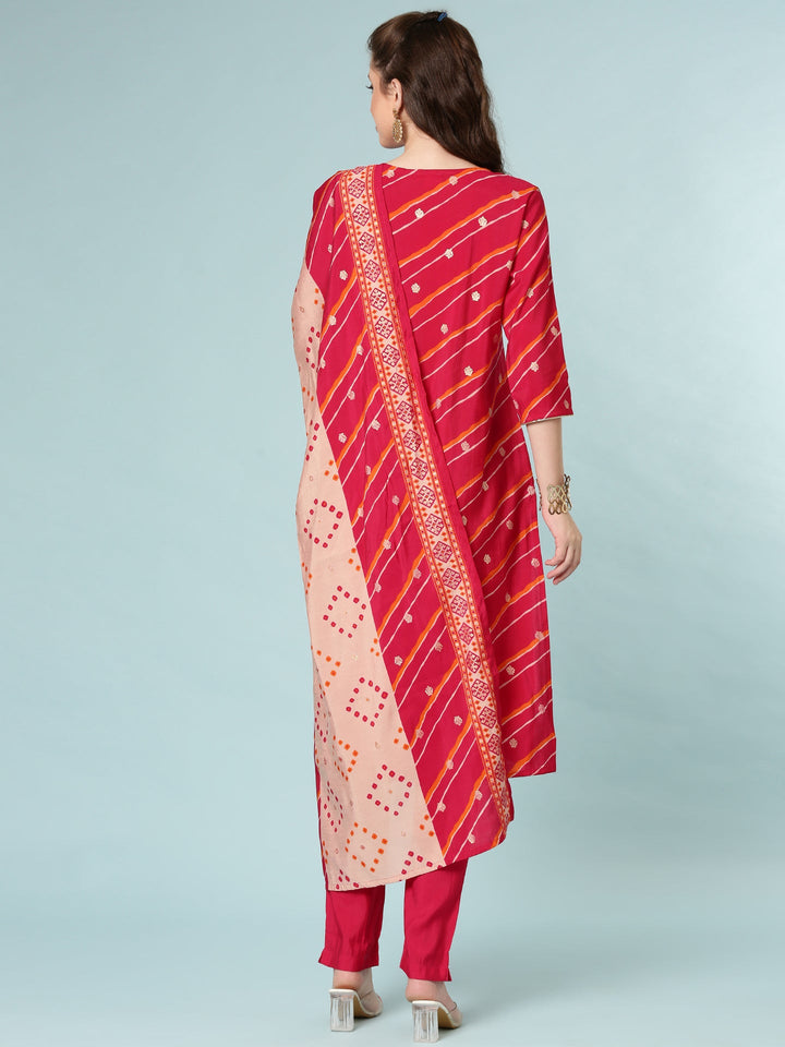 Neerus Pink silk suit set - side view